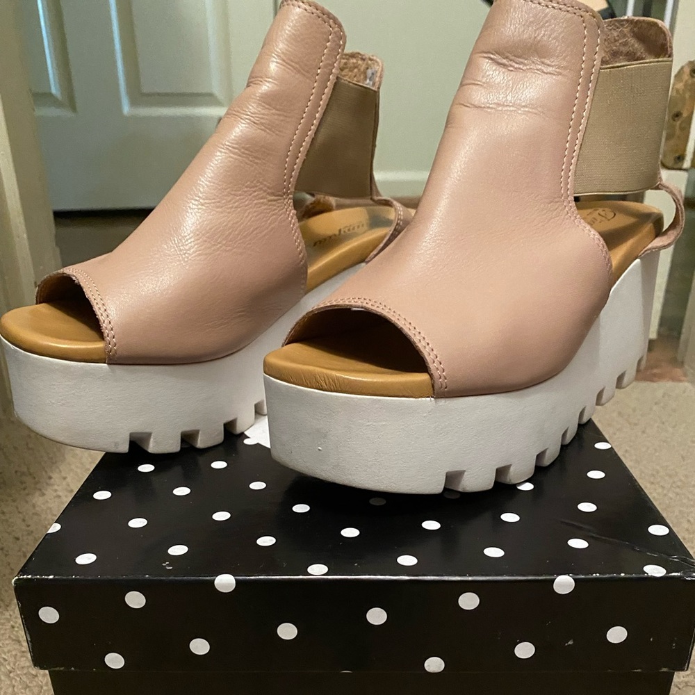 Piampiani ladies shoes. Size 37